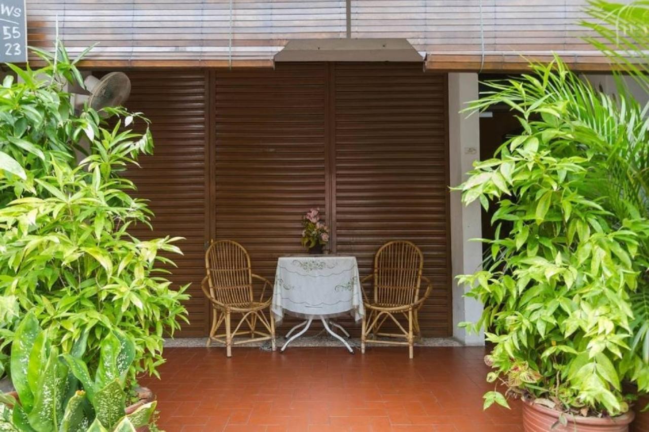 Cocoa Mews Cafe And Homestay Джорджтаун Екстер'єр фото