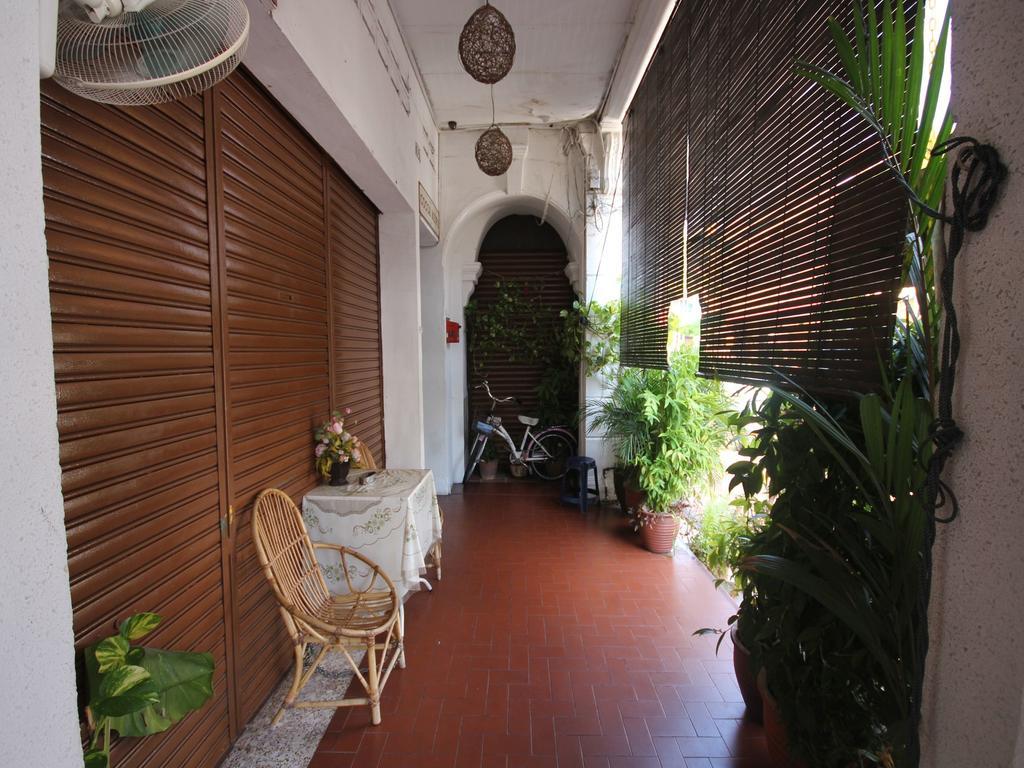 Cocoa Mews Cafe And Homestay Джорджтаун Екстер'єр фото